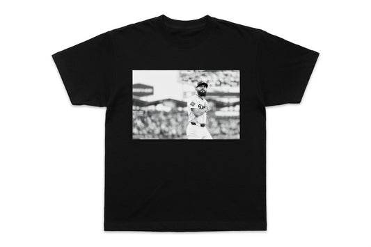 Vesia Strength Tee